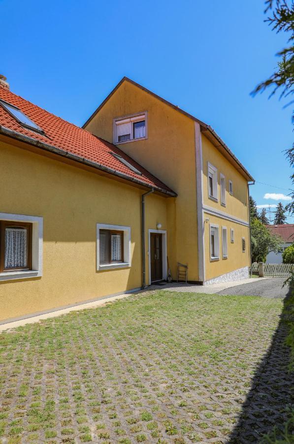 Villa Grande Hévíz Heviz Exterior foto